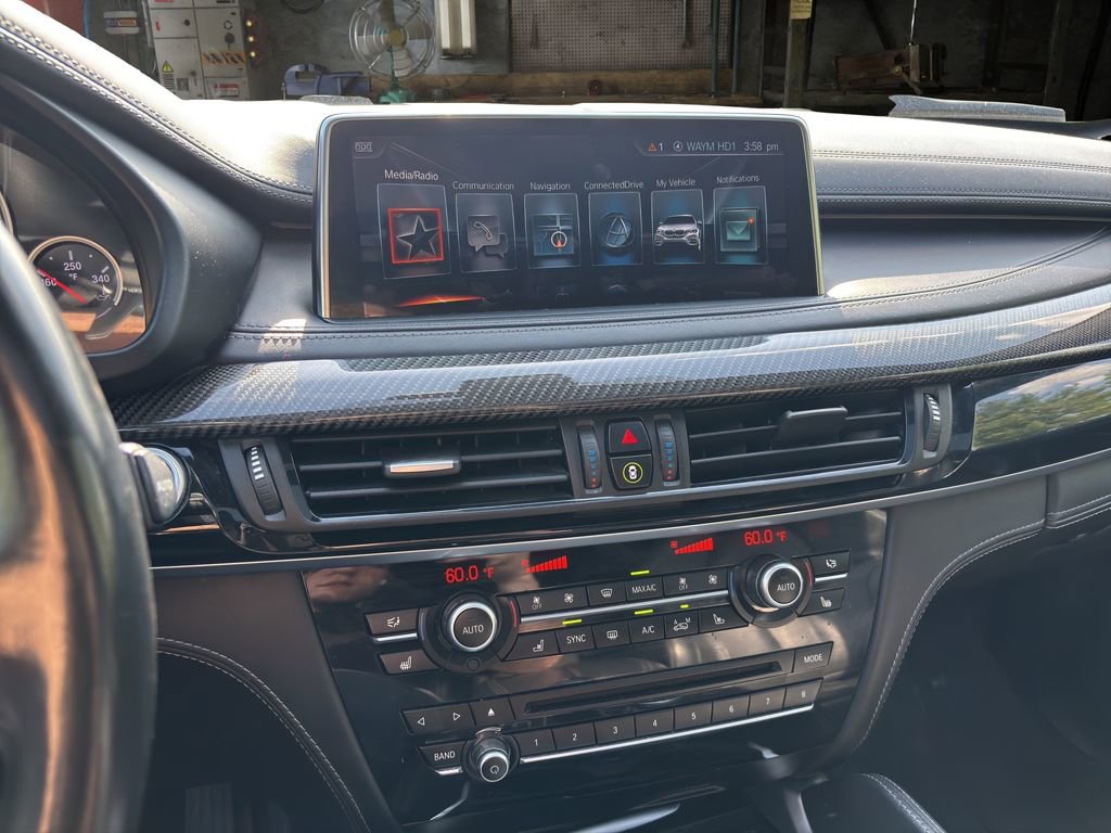 Used 2017 BMW X6 M image 24