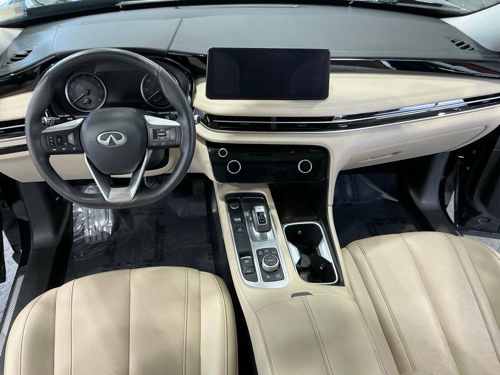 Used 2025 INFINITI QX60 Pure image 8