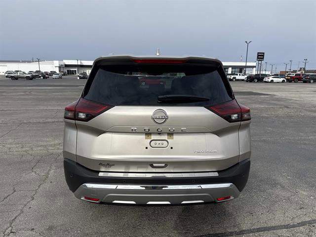 Used 2023 Nissan Rogue Platinum w/ Platinum Premium Package image 5