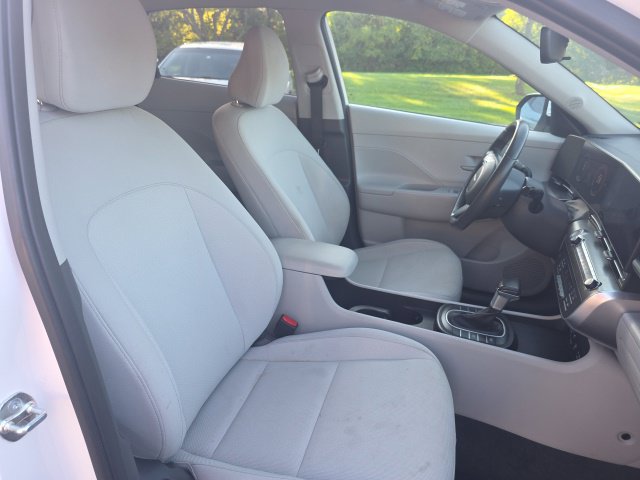 Used 2025 Hyundai Kona SEL AWD/4WD image 24