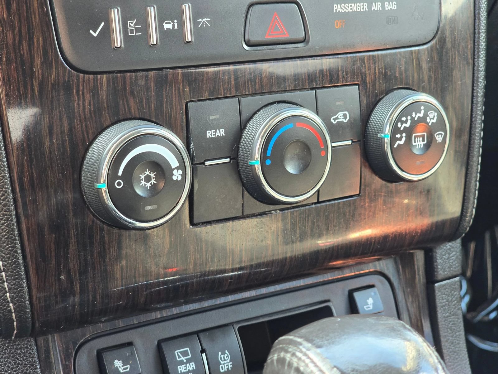 Used 2016 Chevrolet Traverse LT w/ Style and Technology Package FWD image 31