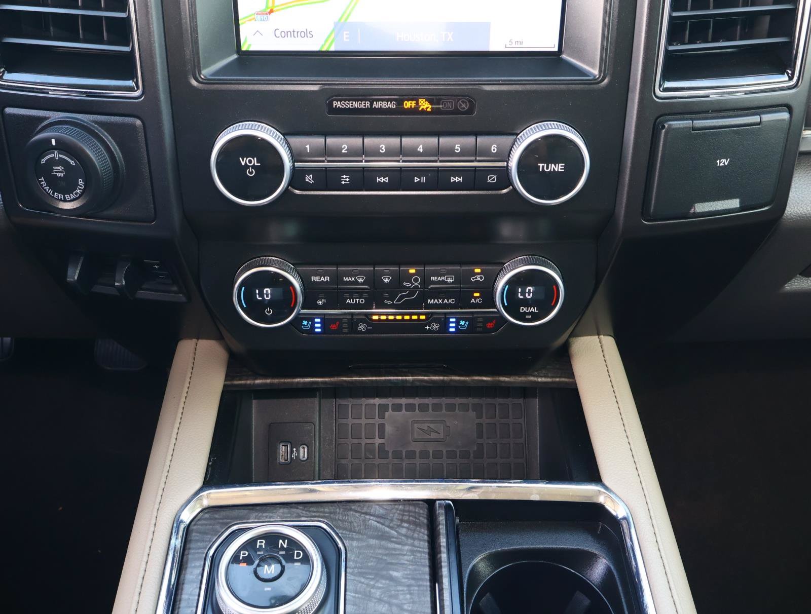 Used 2021 Ford Expedition Limited RWD image 28