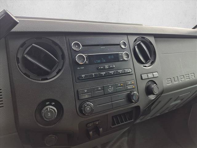Used 2015 Ford F250 XL w/ Power Equipment Group AWD/4WD image 12