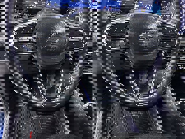 Used 2024 Chevrolet Traverse LS w/ Midnight/Sport Edition image 11