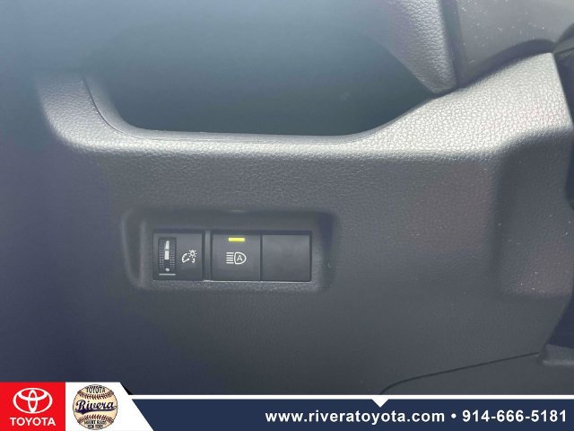 Certified 2024 Toyota RAV4 LE AWD/4WD image 19
