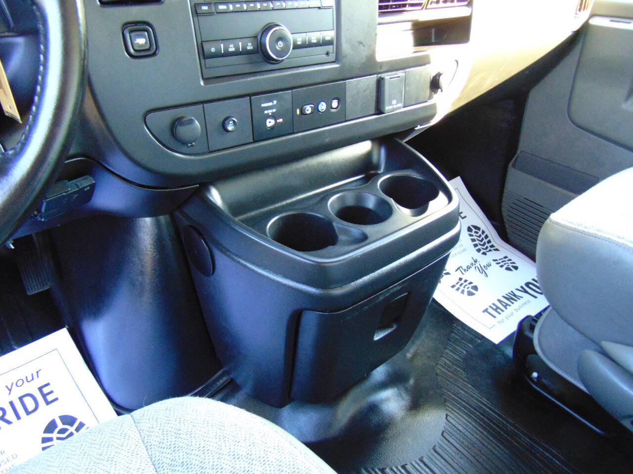 Used 2022 GMC Savana 3500 w/ Power Convenience Package RWD image 16