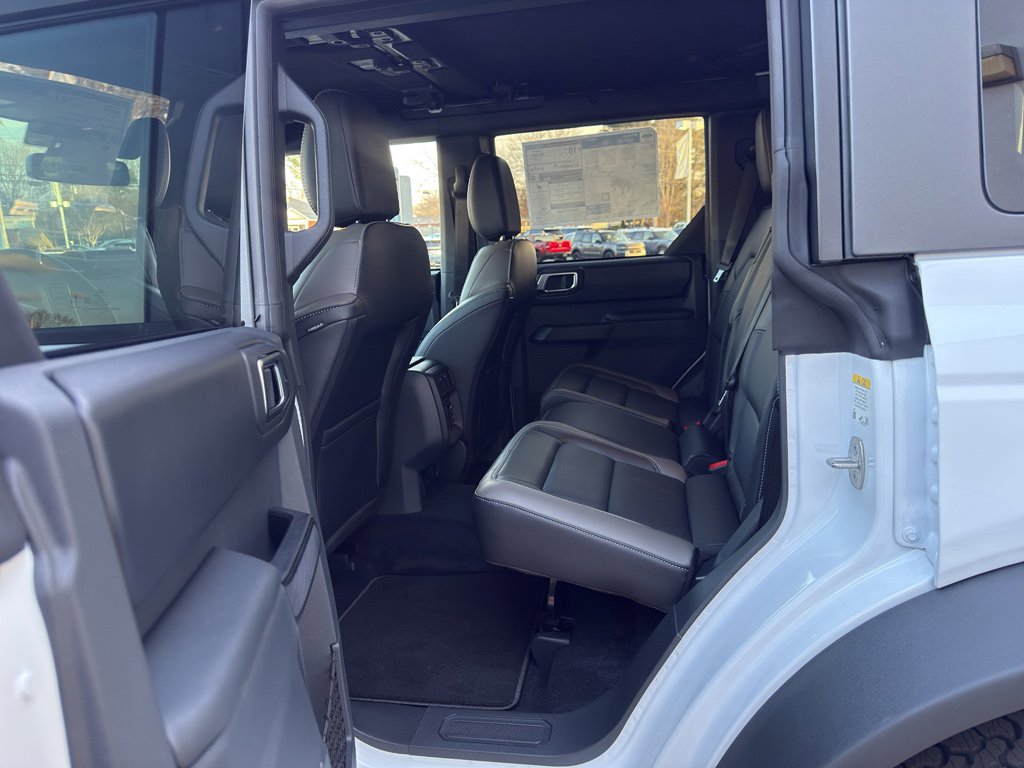 New 2025 Ford Bronco Outer Banks w/ Sasquatch Package image 10