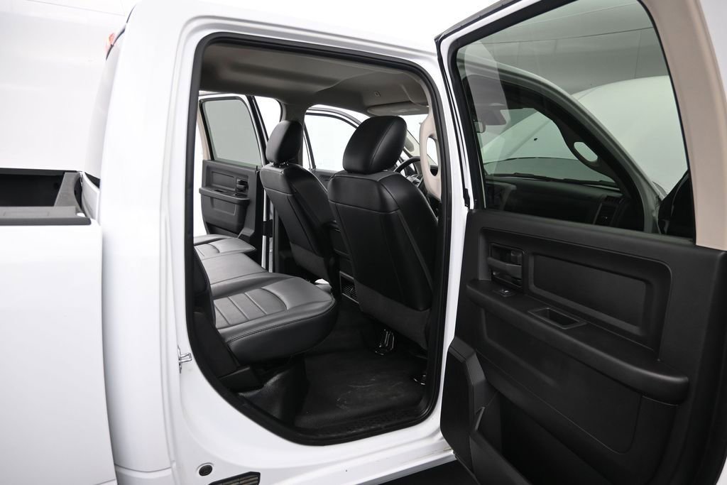 Used 2022 RAM 1500 Tradesman w/ Chrome Appearance Group AWD/4WD image 11