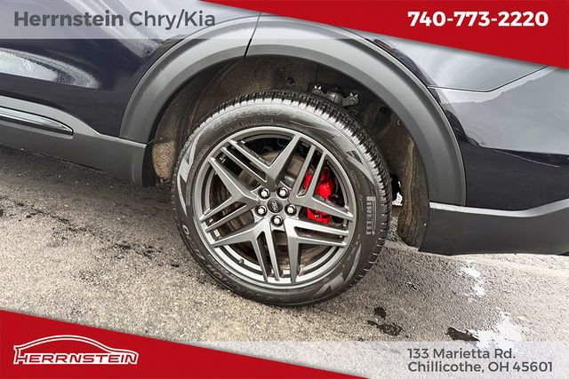 Used 2025 Ford Explorer ST-Line w/ Premium Package image 23