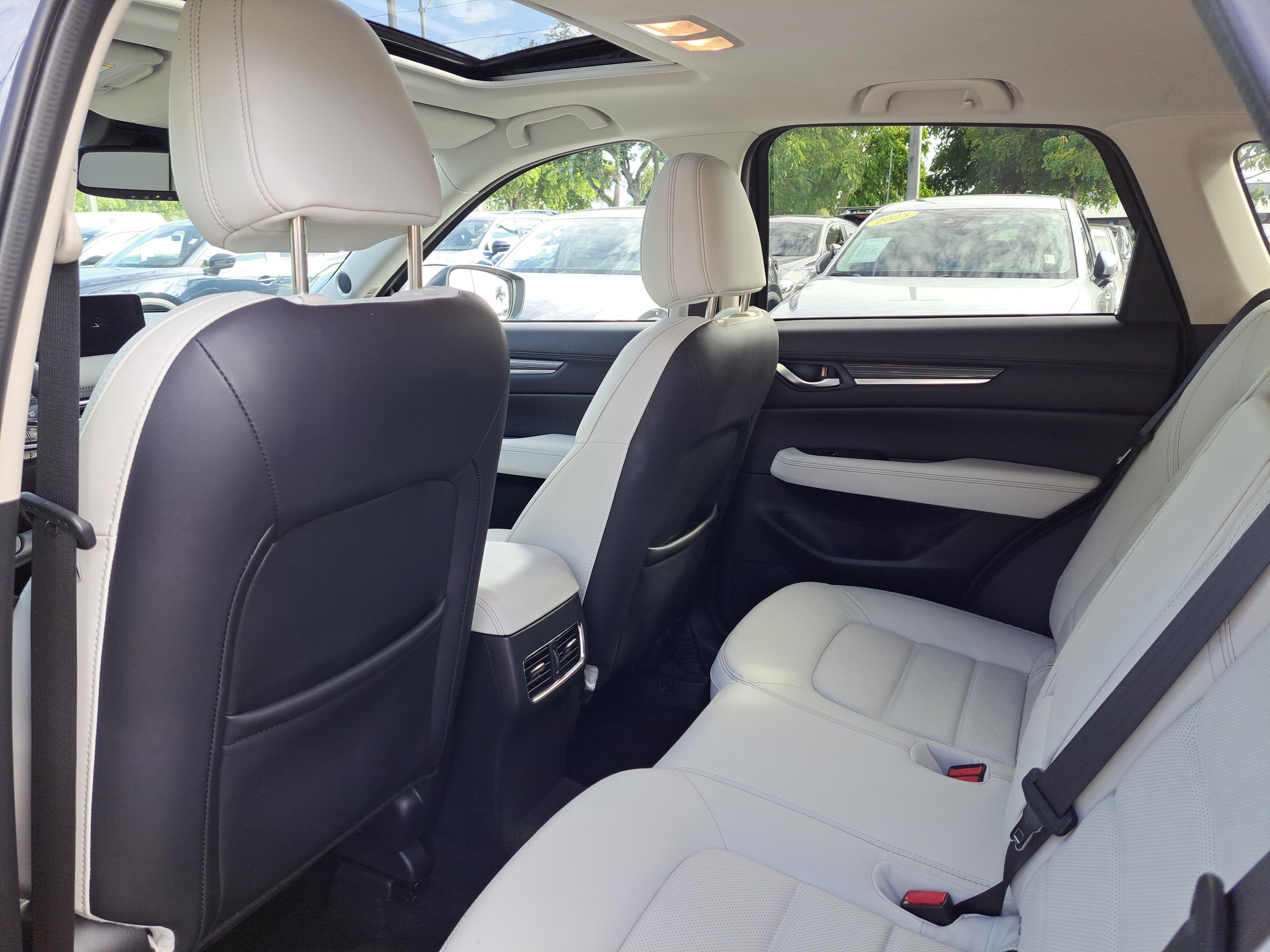 Certified 2023 MAZDA CX-5 AWD 2.5 S w/ Premium Plus Pkg image 7