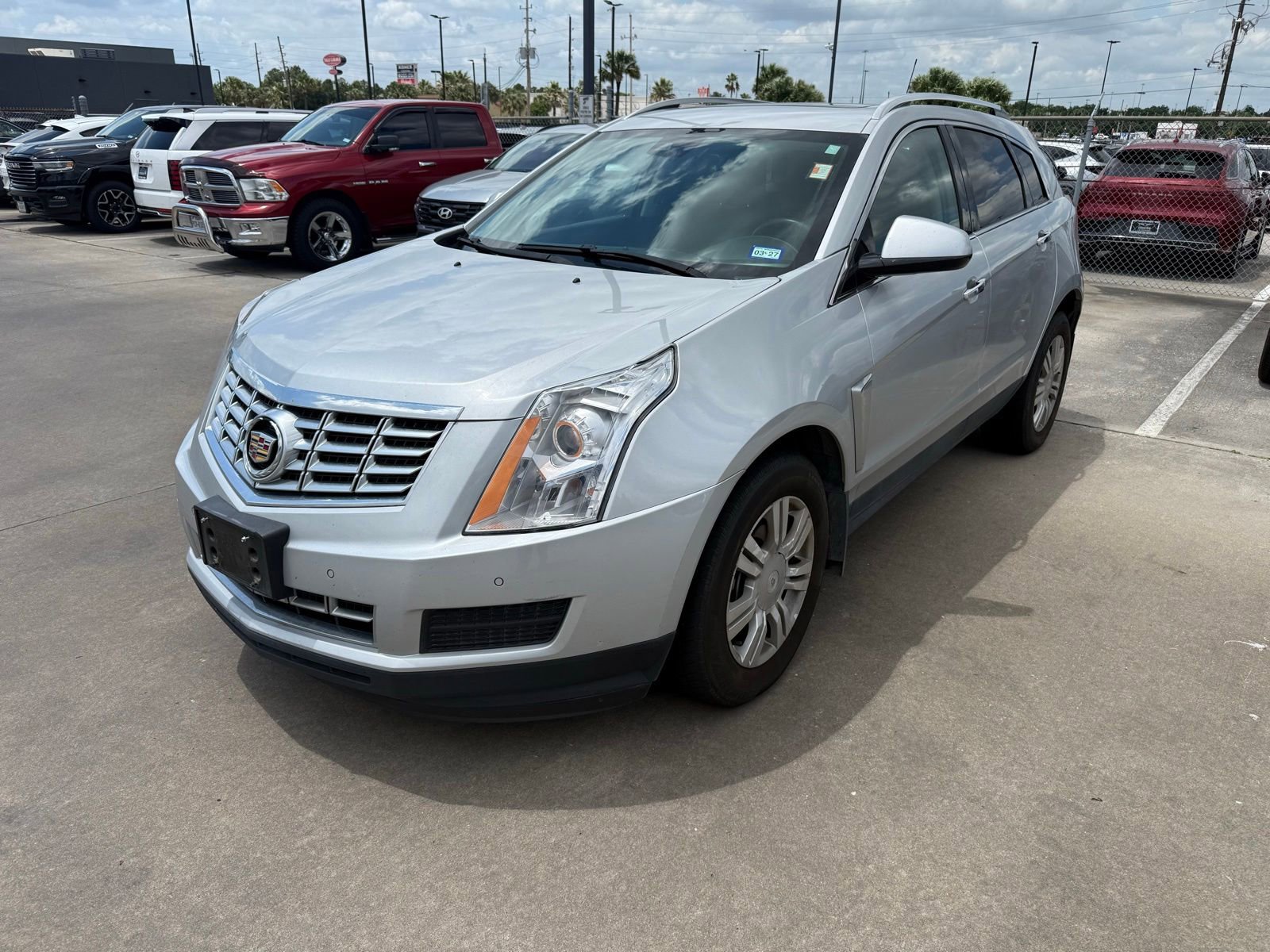 Used 2015 Cadillac SRX Luxury w/ Driver Awareness Package FWD image 1