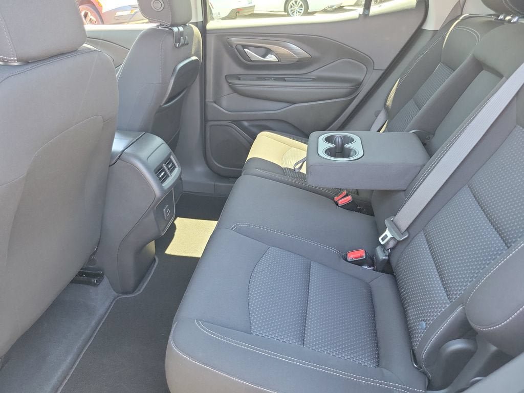 Used 2022 GMC Terrain SLE w/ Driver Convenience Package FWD image 12