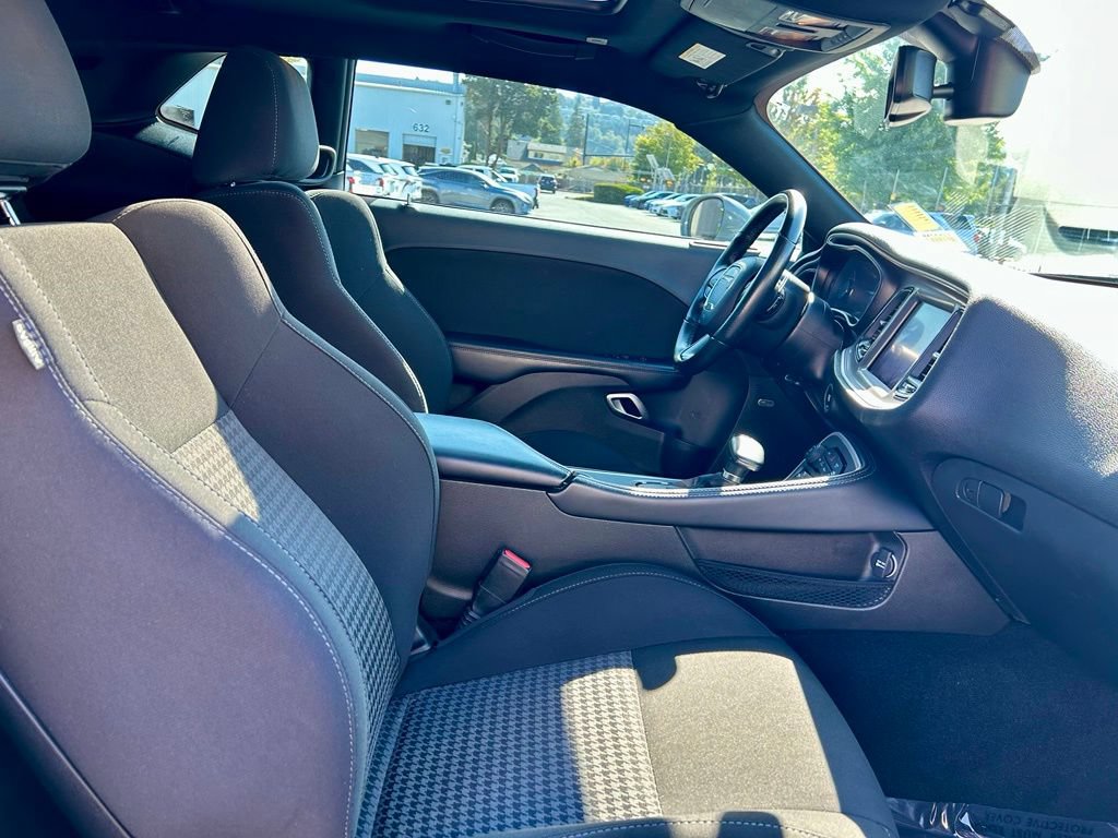 Used 2022 Dodge Challenger GT w/ Blacktop Package RWD image 13
