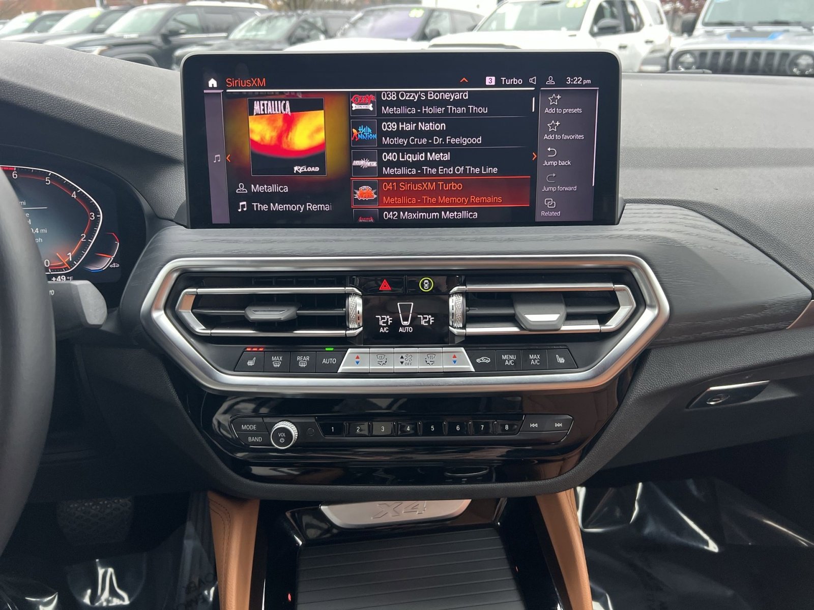 Used 2023 BMW X4 xDrive30i w/ Premium Package image 18