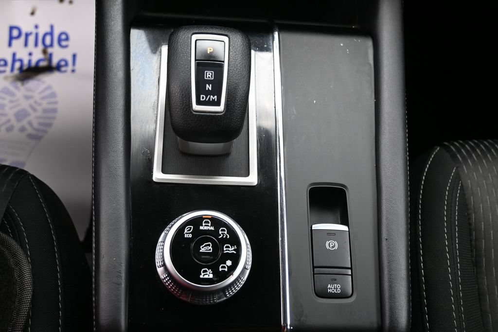 Used 2024 Mitsubishi Outlander ES AWD/4WD image 26