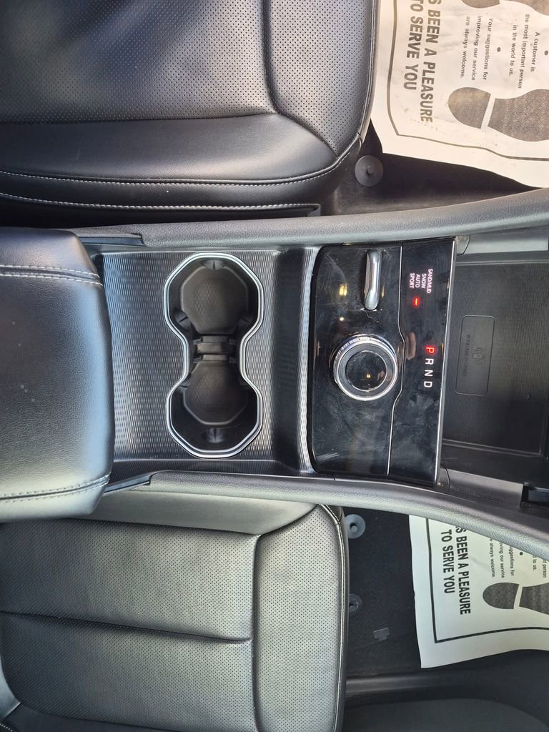 Used 2024 Jeep Grand Cherokee L Limited w/ Luxury Tech Group II AWD/4WD image 32