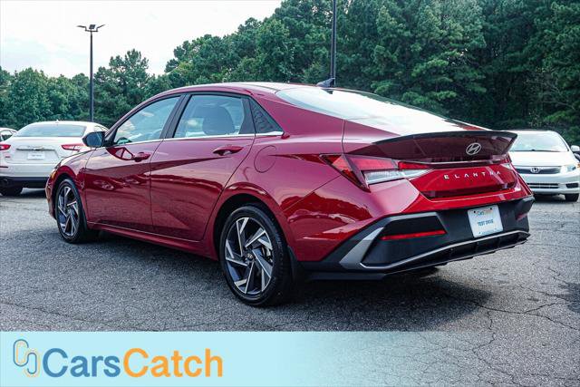 Used 2025 Hyundai Elantra SEL image 13