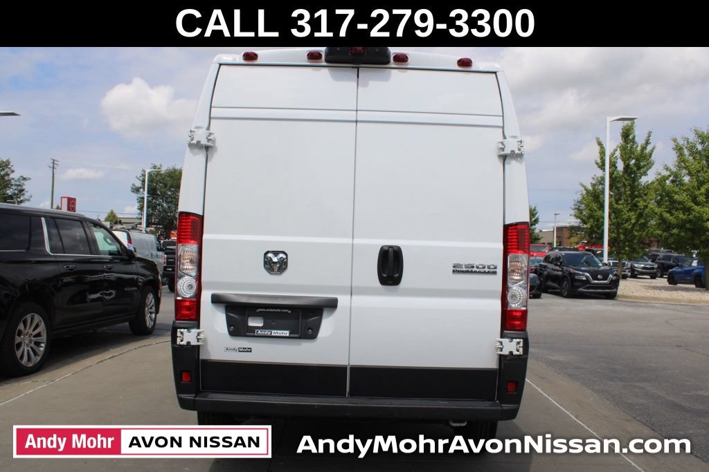 Used 2025 RAM ProMaster 2500 w/ Convenience Group FWD image 8