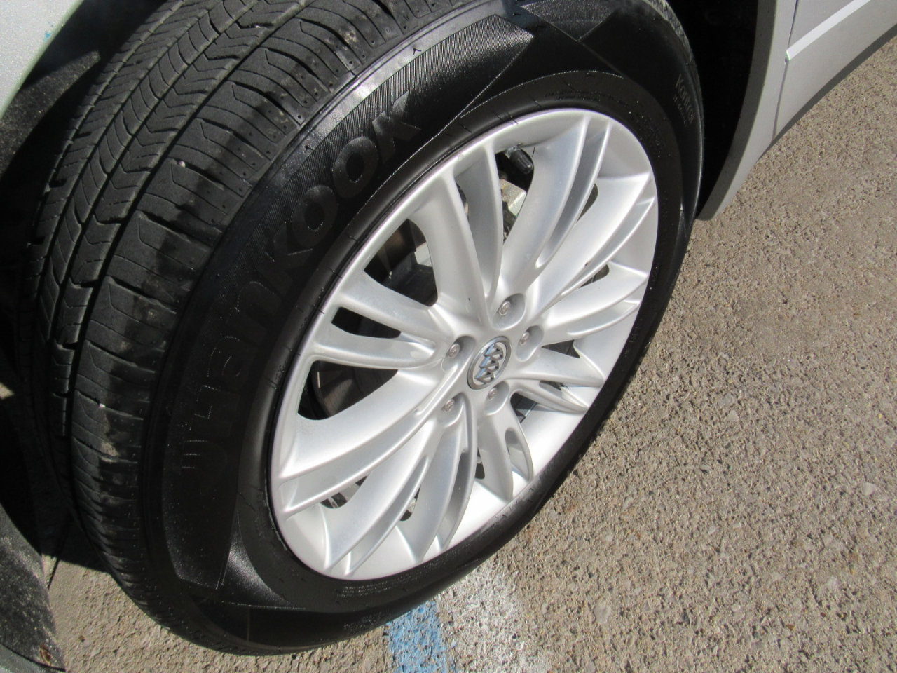 Used 2018 Buick Envision Preferred image 35