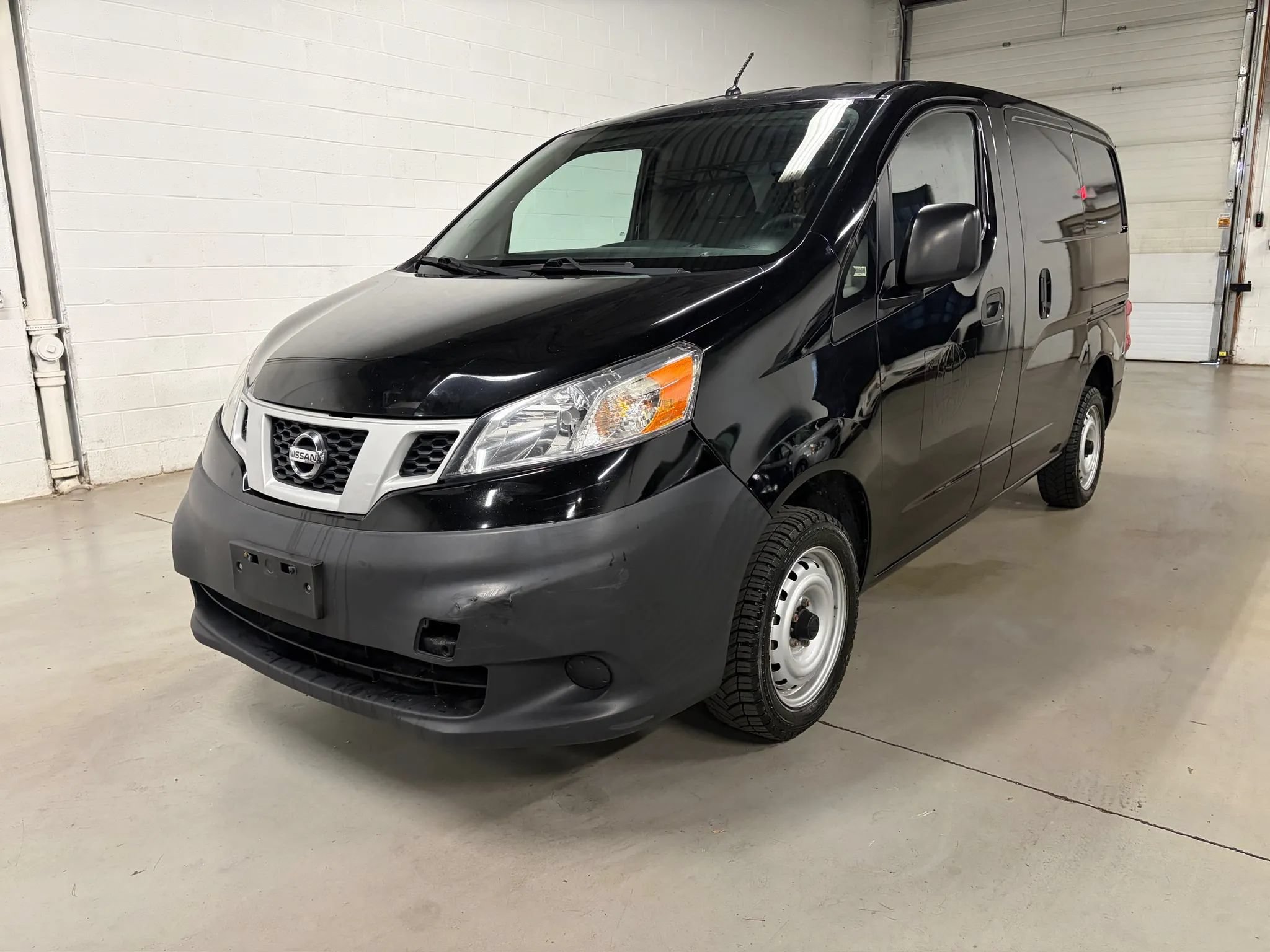 Used 2014 Nissan NV200 S w/ Cruise Control Package FWD image 2