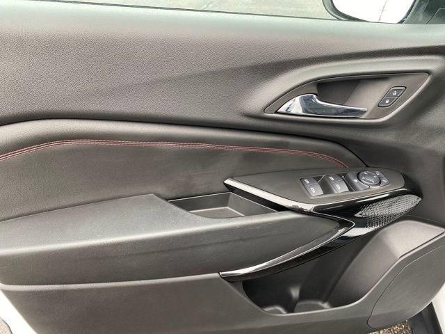 Certified 2024 Chevrolet Trax RS w/ Driver Confidence Package image 16