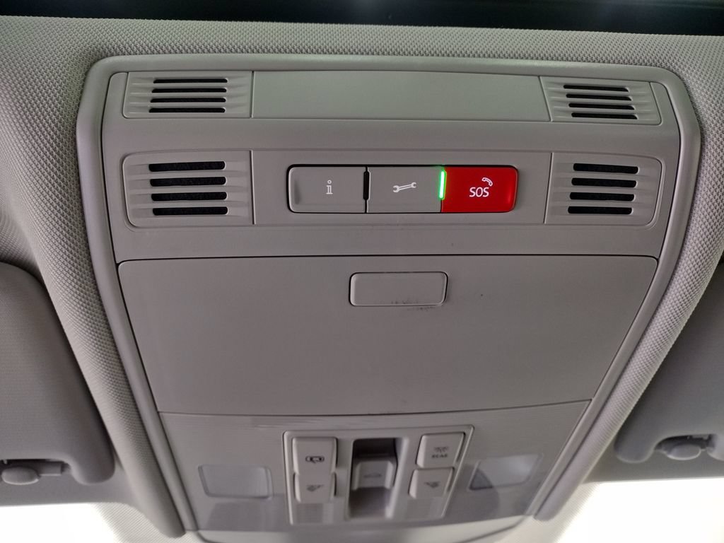 New 2026 Volkswagen Jetta SE FWD image 27