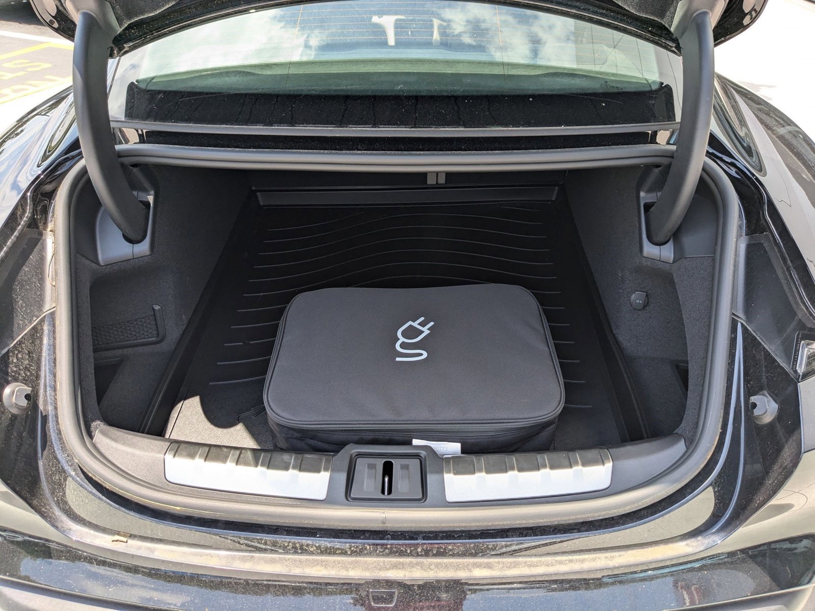 New 2023 Porsche Taycan Turbo image 23