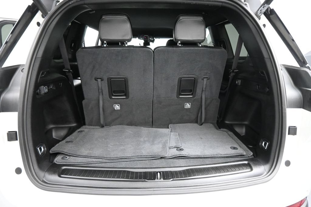 Used 2023 Jeep Grand Cherokee L Laredo AWD/4WD image 22