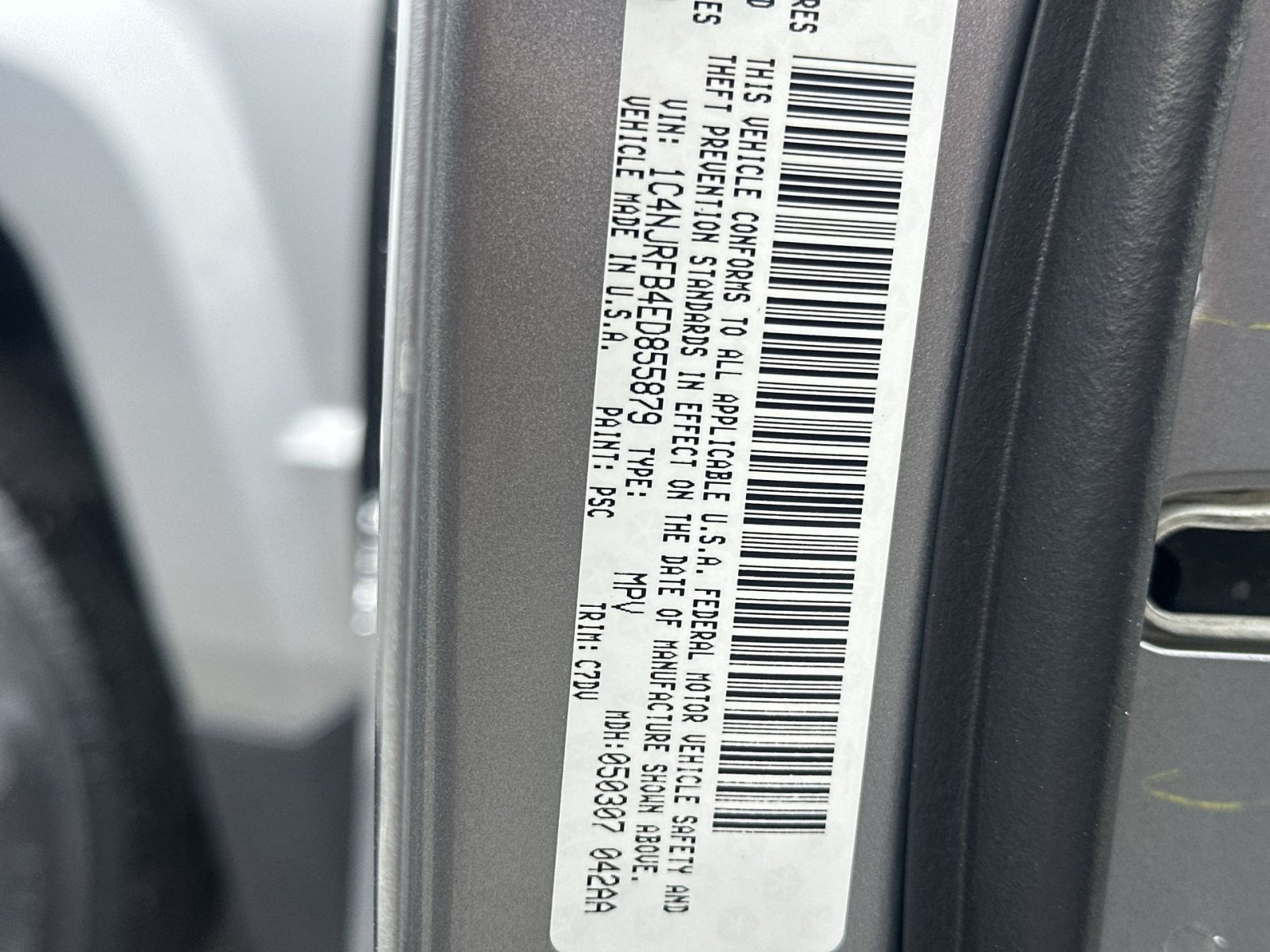 Used 2014 Jeep Patriot Latitude w/ Sun/Sound Group AWD/4WD image 35