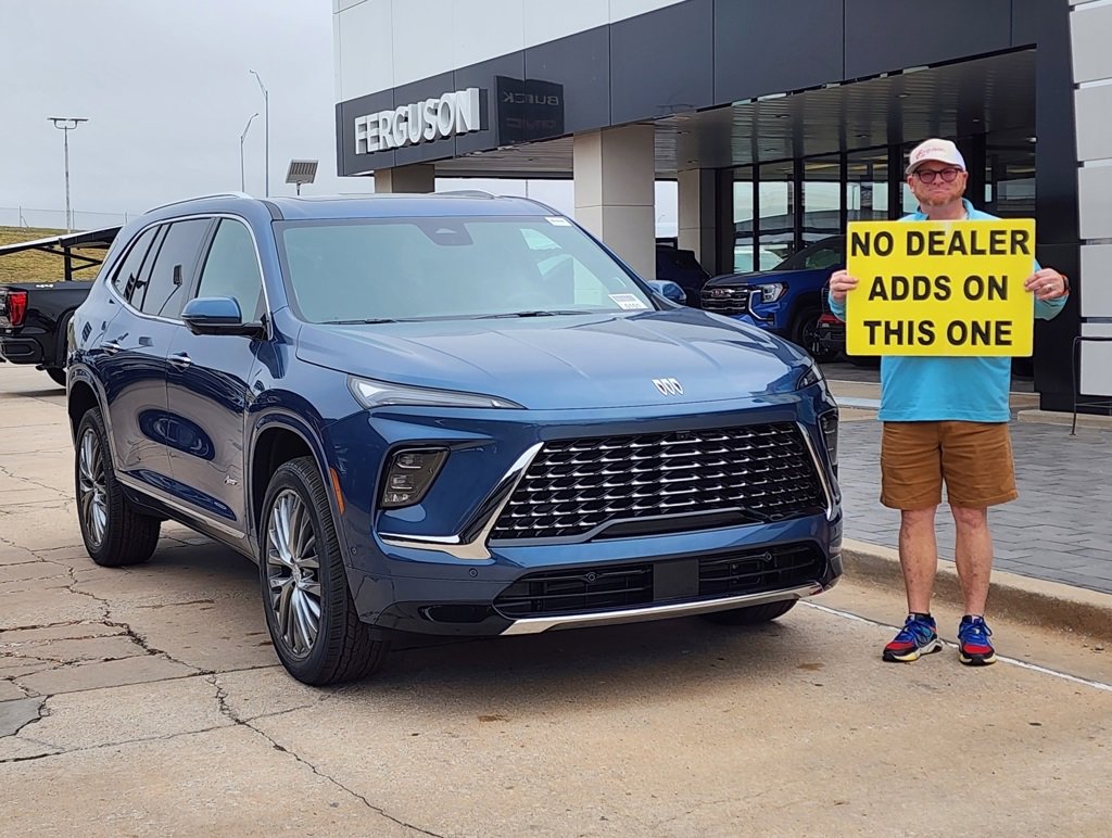 New 2026 Buick Enclave Avenir w/ Super Cruise Package image 1