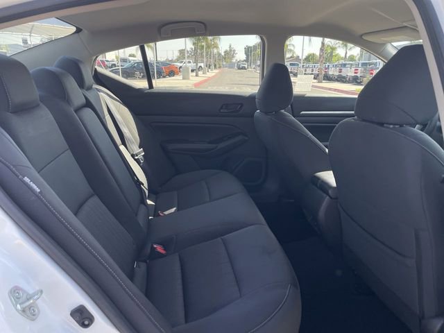 Used 2023 Nissan Altima 2.5 SV FWD image 25