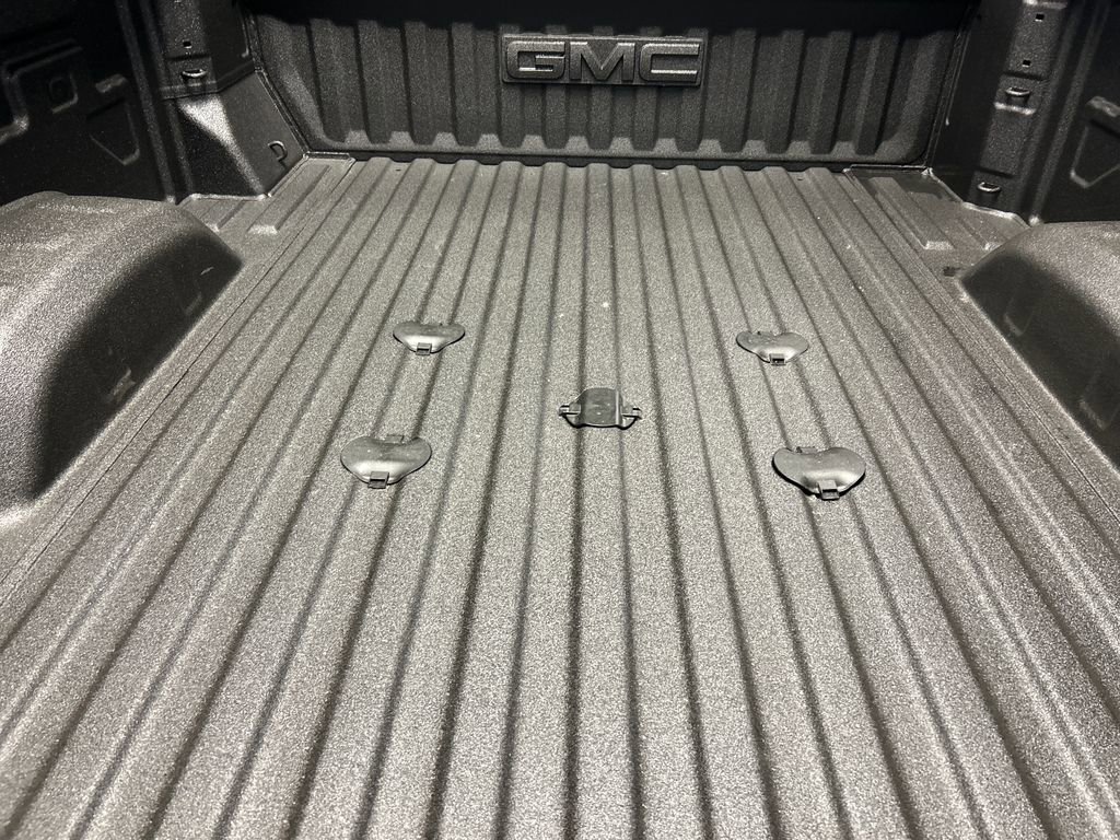 New 2026 GMC Sierra 2500 AT4 w/ AT4 Premium Plus Package AWD/4WD image 23