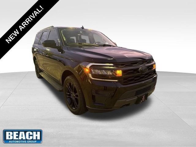 Used 2023 Ford Expedition XLT image 1