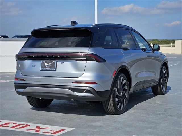 New 2026 Lincoln Nautilus Reserve image 7