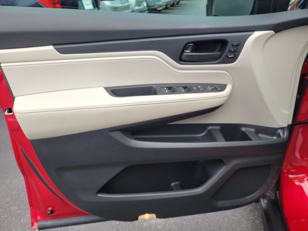 Certified 2026 Honda Odyssey EX-L image 24