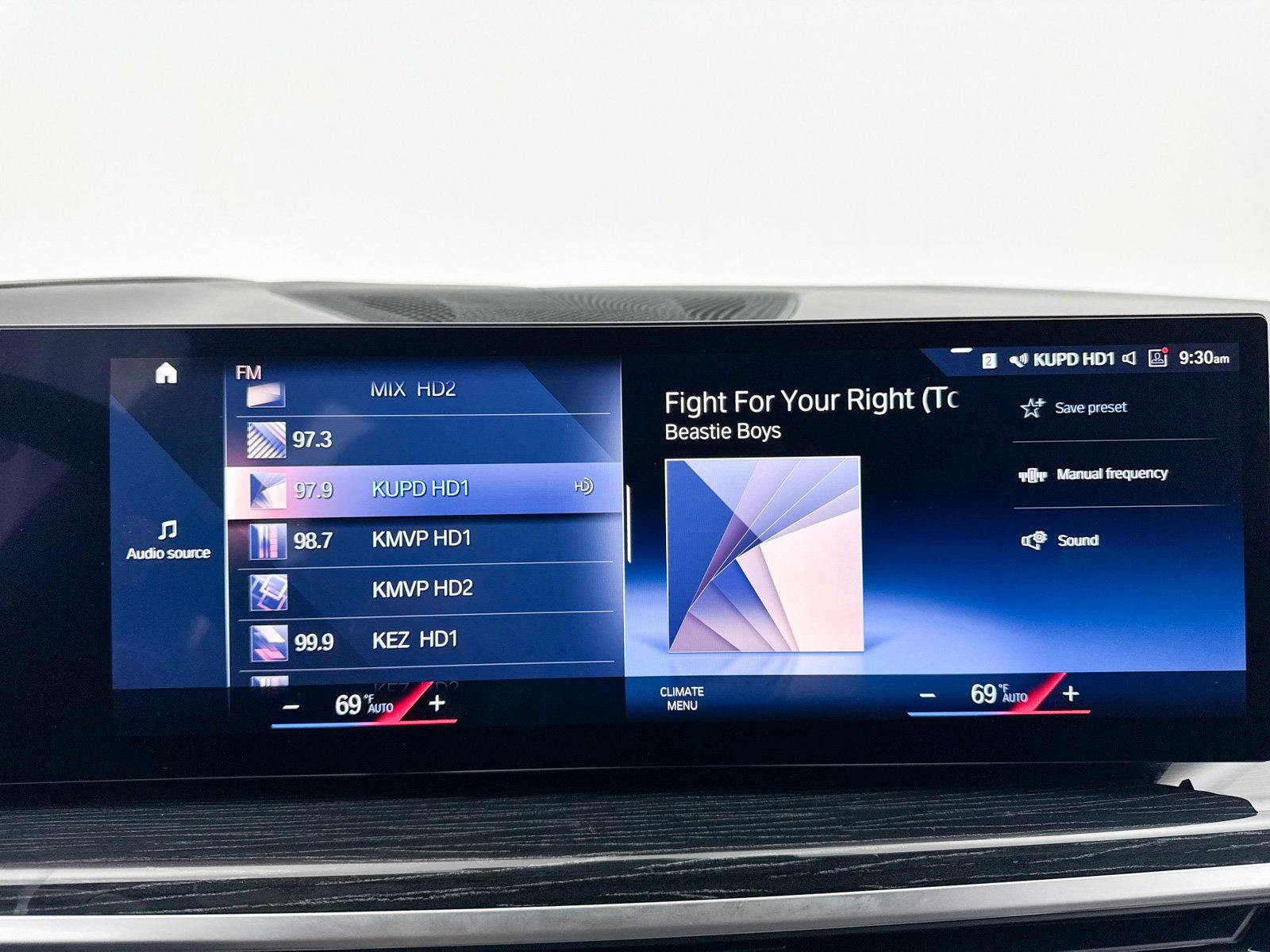 Used 2023 BMW X7 M60i w/ Executive Package AWD/4WD image 8