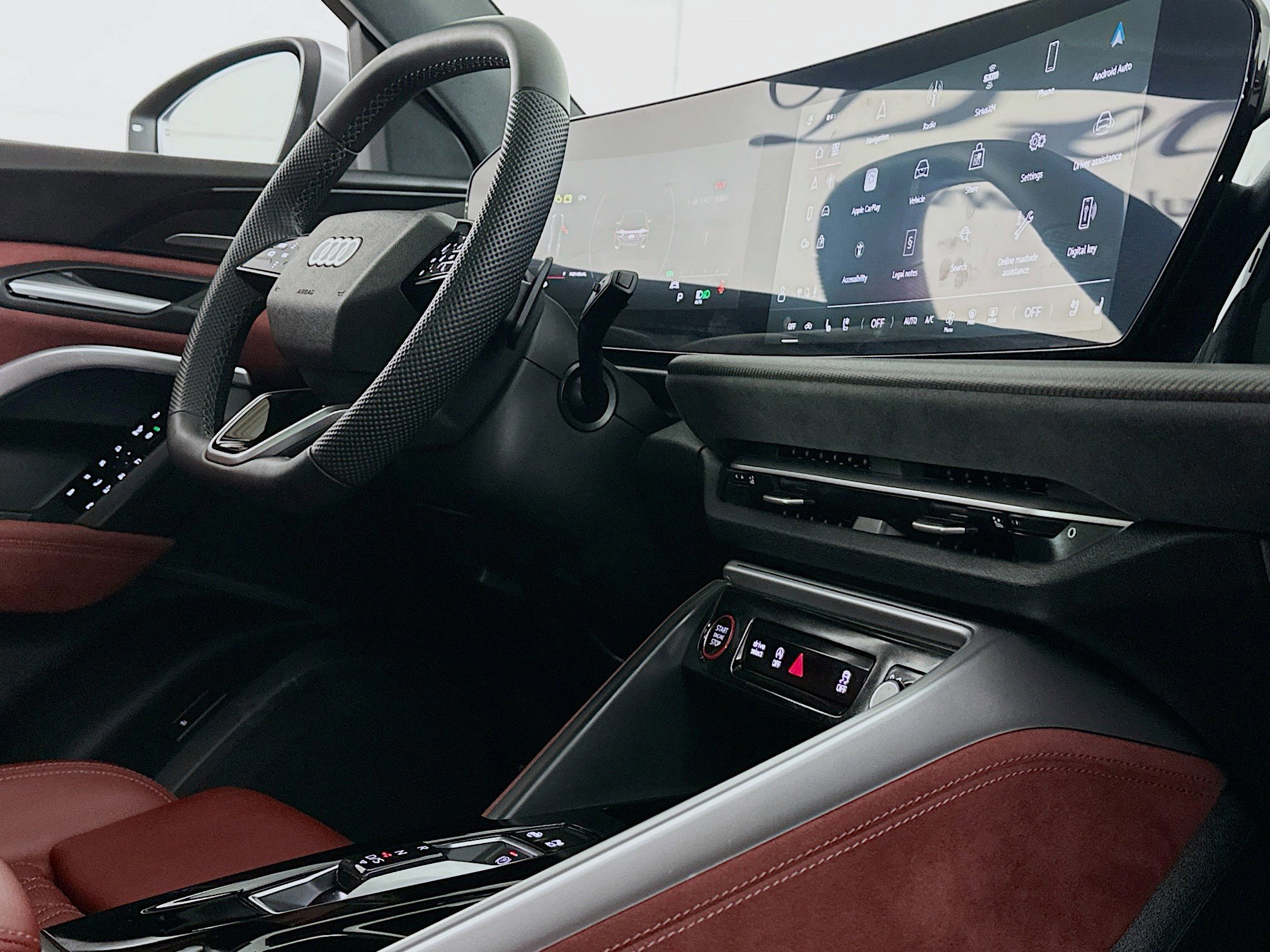 Used 2025 Audi SQ5 Premium Plus w/ Premium Plus Package image 28