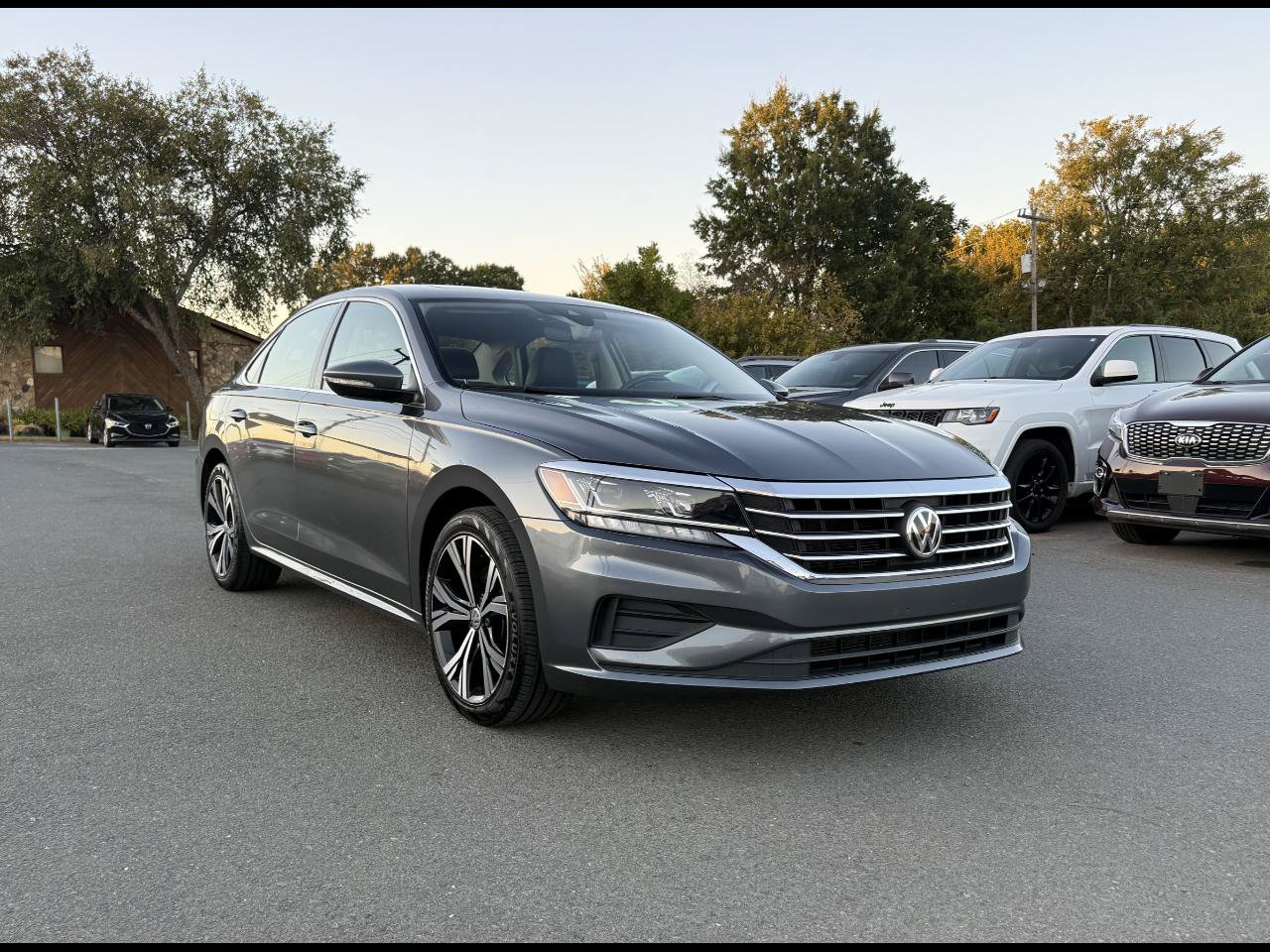 Used 2021 Volkswagen Passat 2.0T SE