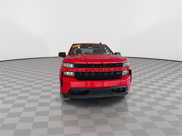 Used 2020 Chevrolet Silverado 1500 Custom w/ Custom Value Package image 3