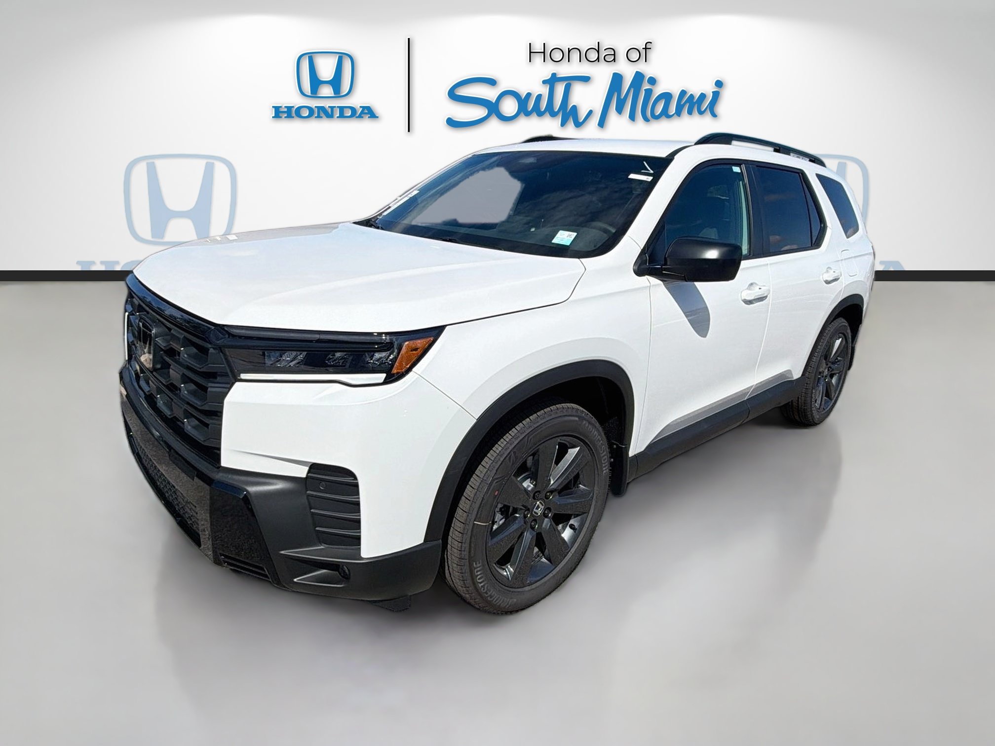 New 2026 Honda Pilot Sport image 3