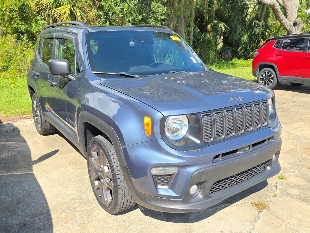Used 2021 Jeep Renegade Latitude w/ Sun & Sound Group AWD/4WD image 5