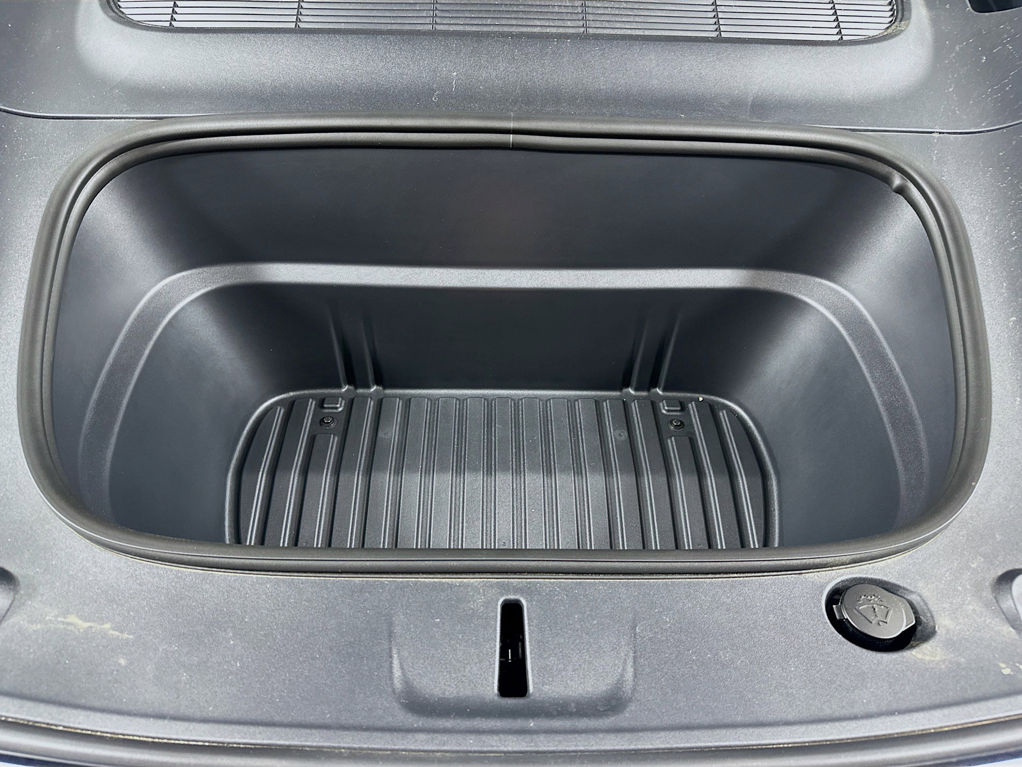 Used 2026 Tesla Model Y 2WD image 32