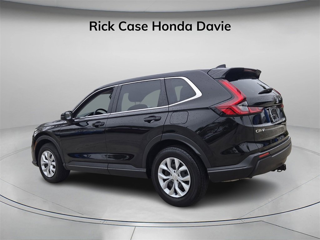 Used 2024 Honda CR-V LX image 7