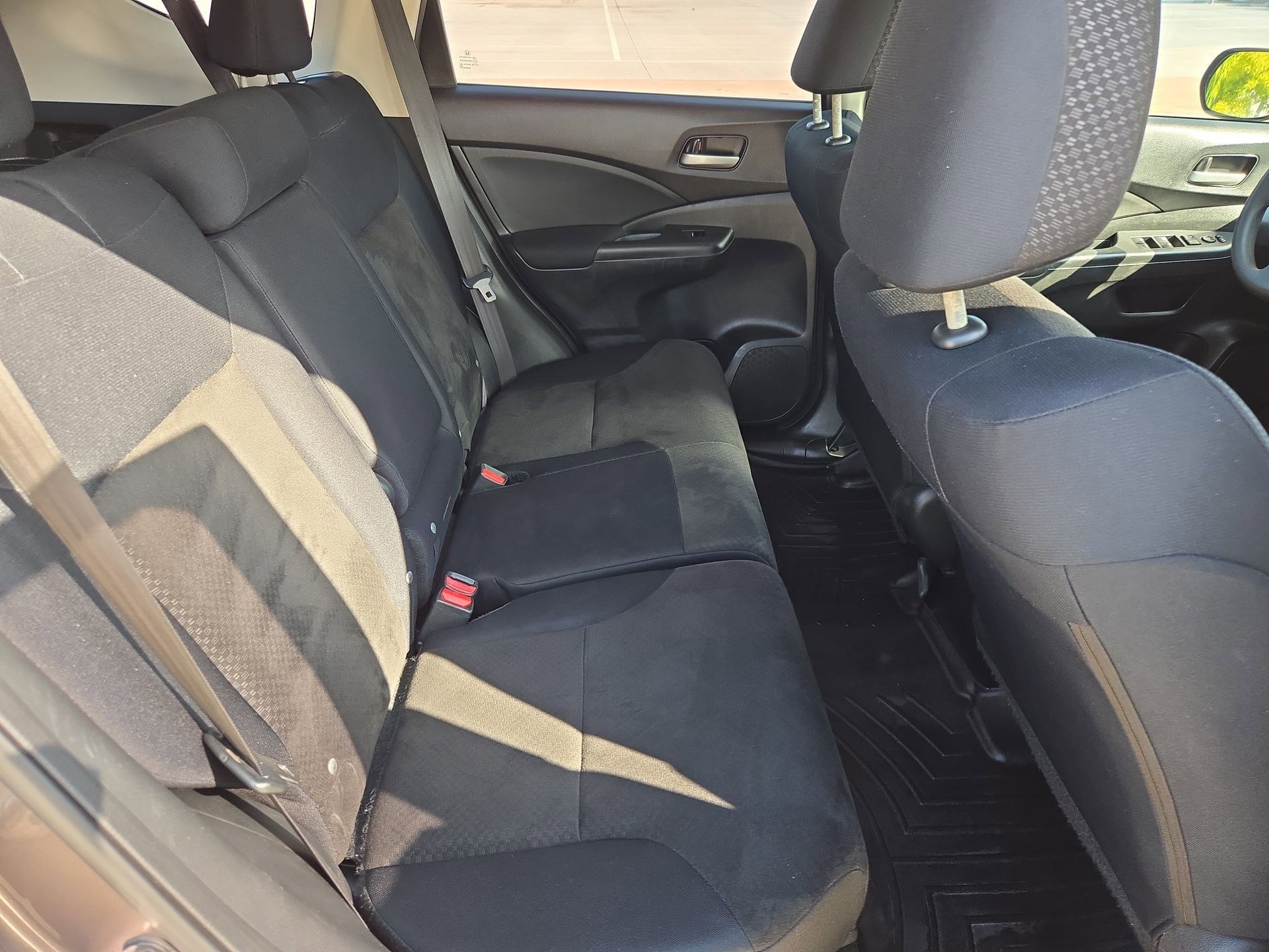 Used 2015 Honda CR-V LX image 28