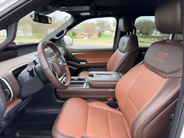 Used 2025 Ford Expedition Max King Ranch AWD/4WD image 9