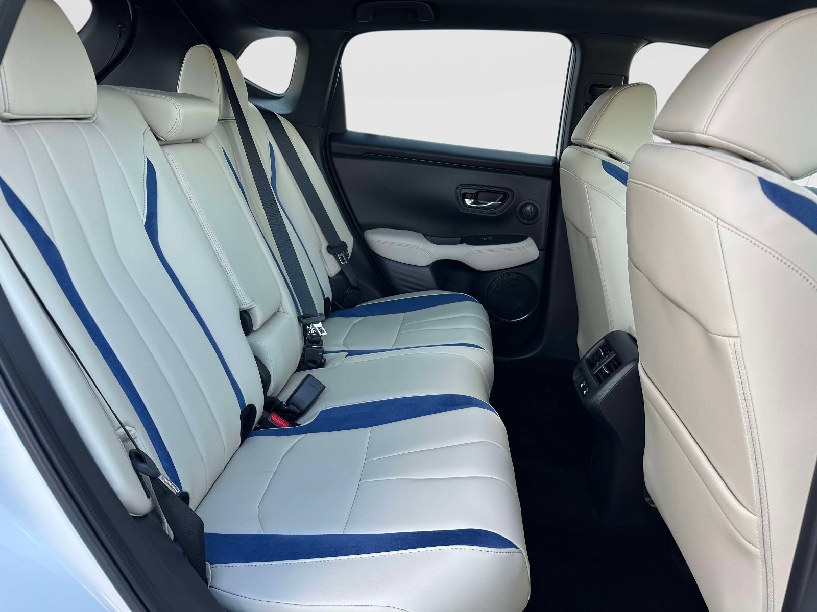 Certified 2025 Acura ADX A-Spec AWD/4WD image 11