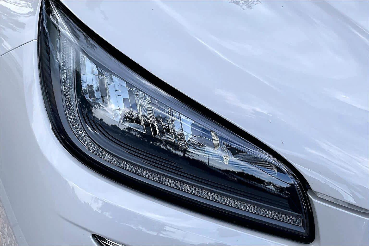 Used 2023 Lincoln Corsair FWD image 27