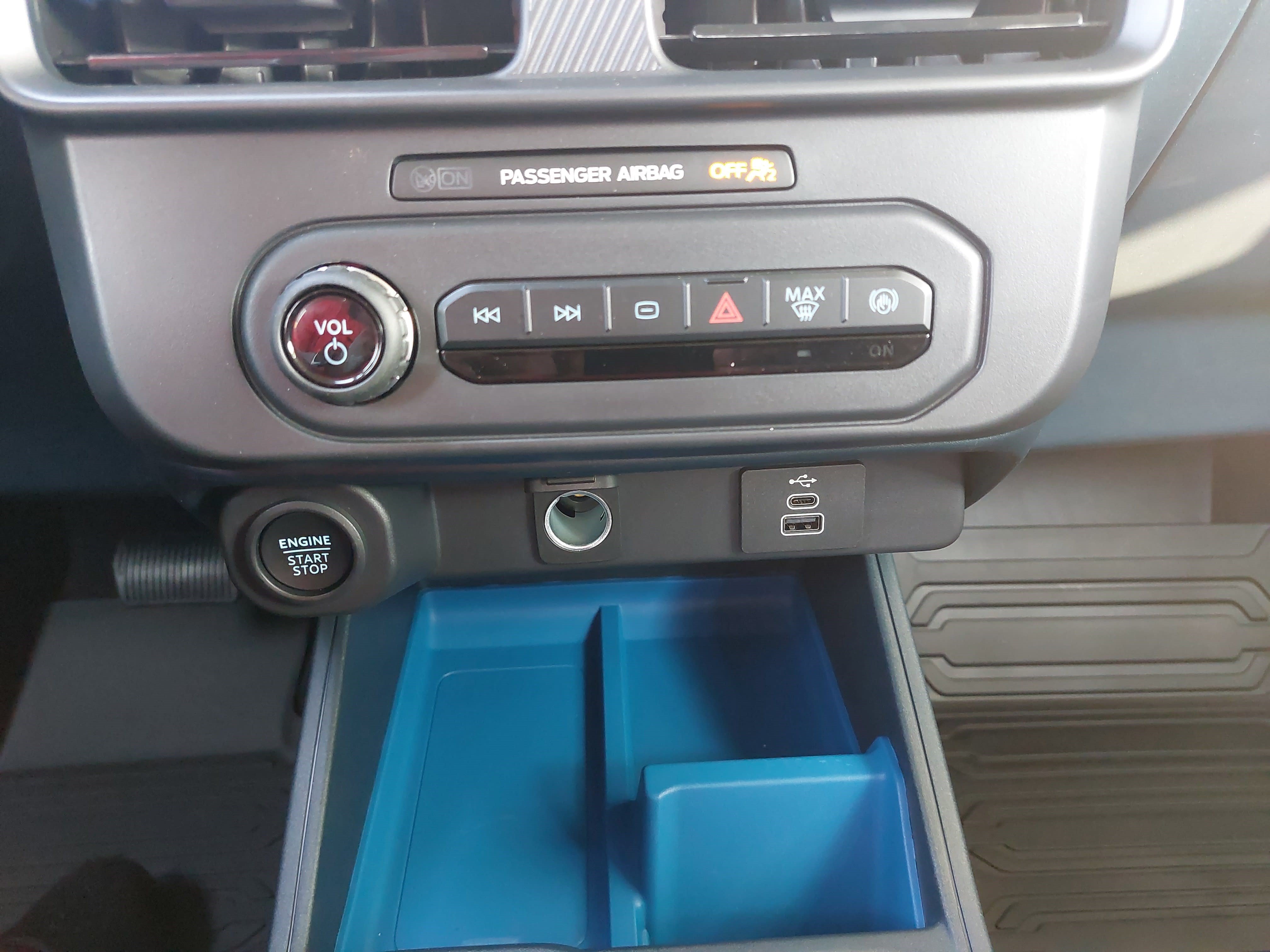 New 2026 Ford Maverick XLT w/ XLT Luxury Package FWD image 22