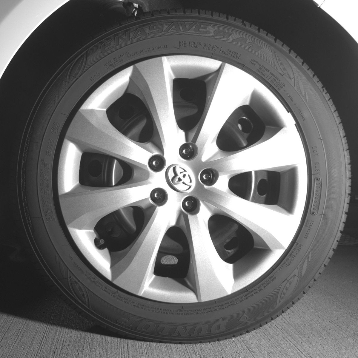 Used 2025 Toyota Corolla LE image 14