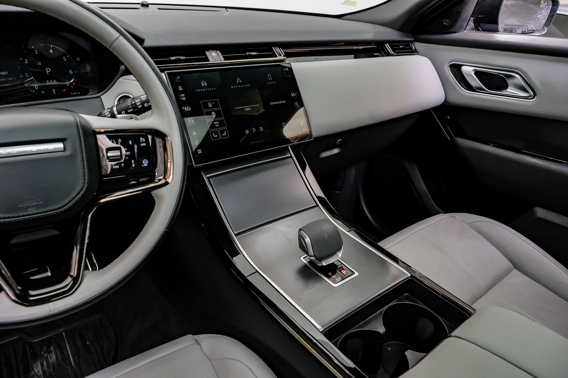 Used 2024 Land Rover Range Rover Velar Dynamic SE image 30